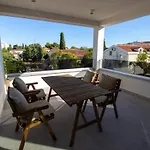 Senka Biograd Na Moru