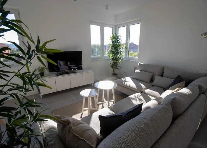 Senka Biograd Na Moru